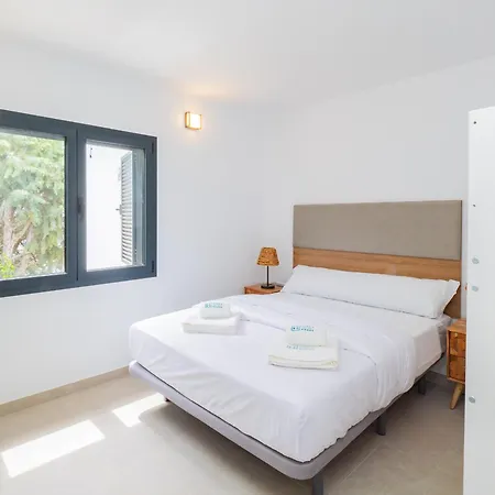 Cubo's Casa Pineda Malaga