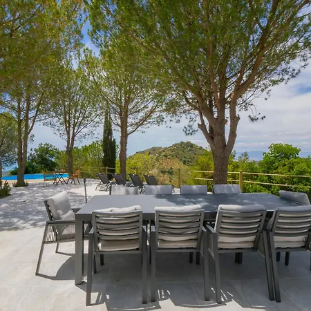 Cubo's Casa Pineda Holiday home